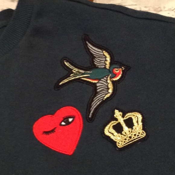 GREEN crewneck vintage SWEATSHIRT WITH PATCHES, small - Picture 3 of 4